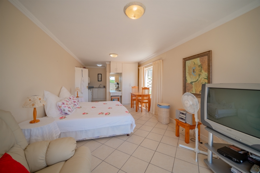 4 Bedroom Property for Sale in St Francis On Sea Eastern Cape